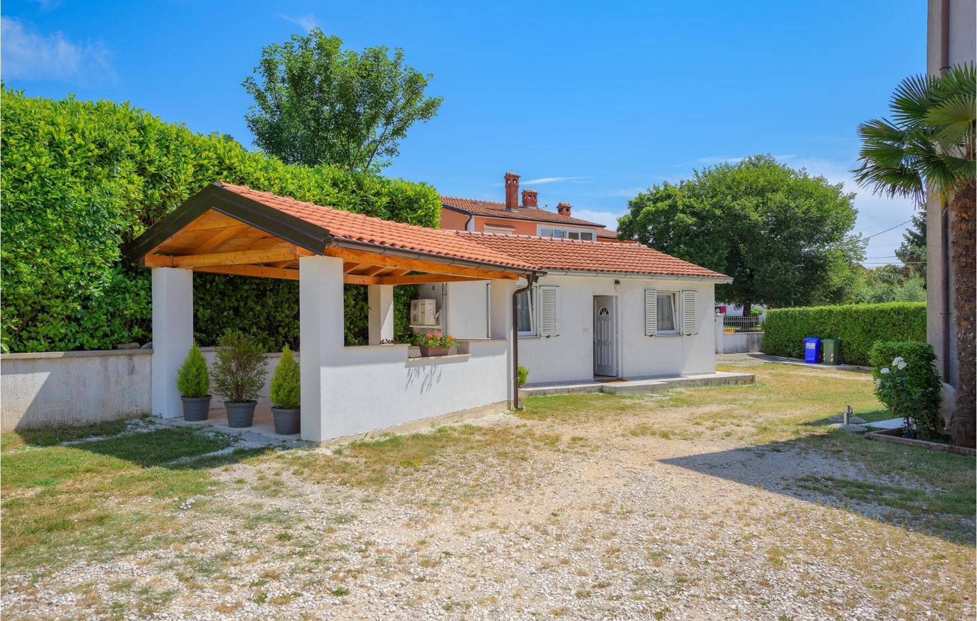 Awesome Home In Zminj With Wifi Esterno foto